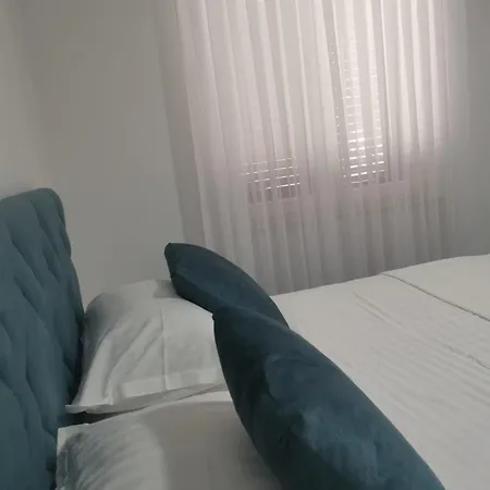 Niko Renovated In 2025 Appartement